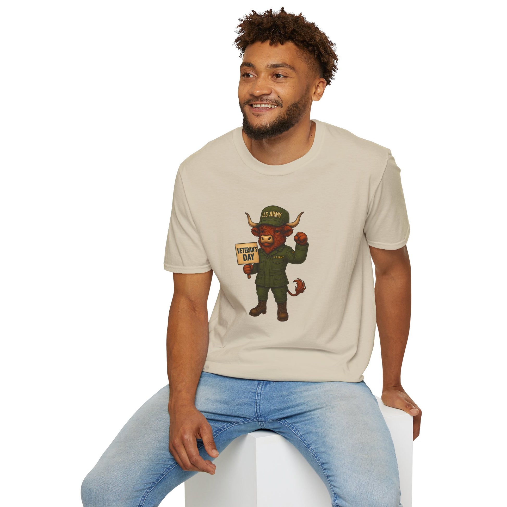Veteran's Day Army Highland Cow T-Shirt