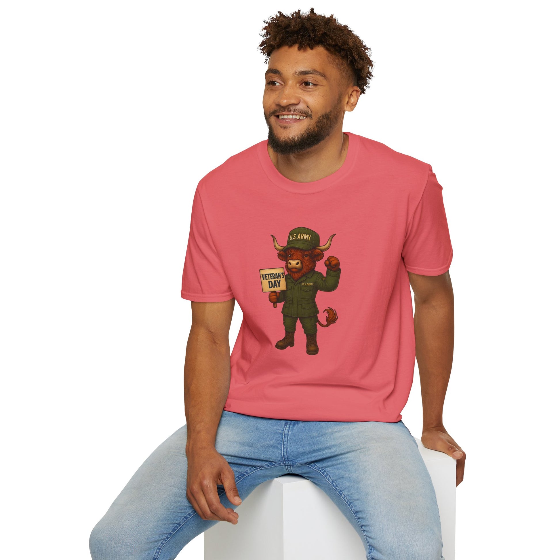 Veteran's Day Army Highland Cow T-Shirt