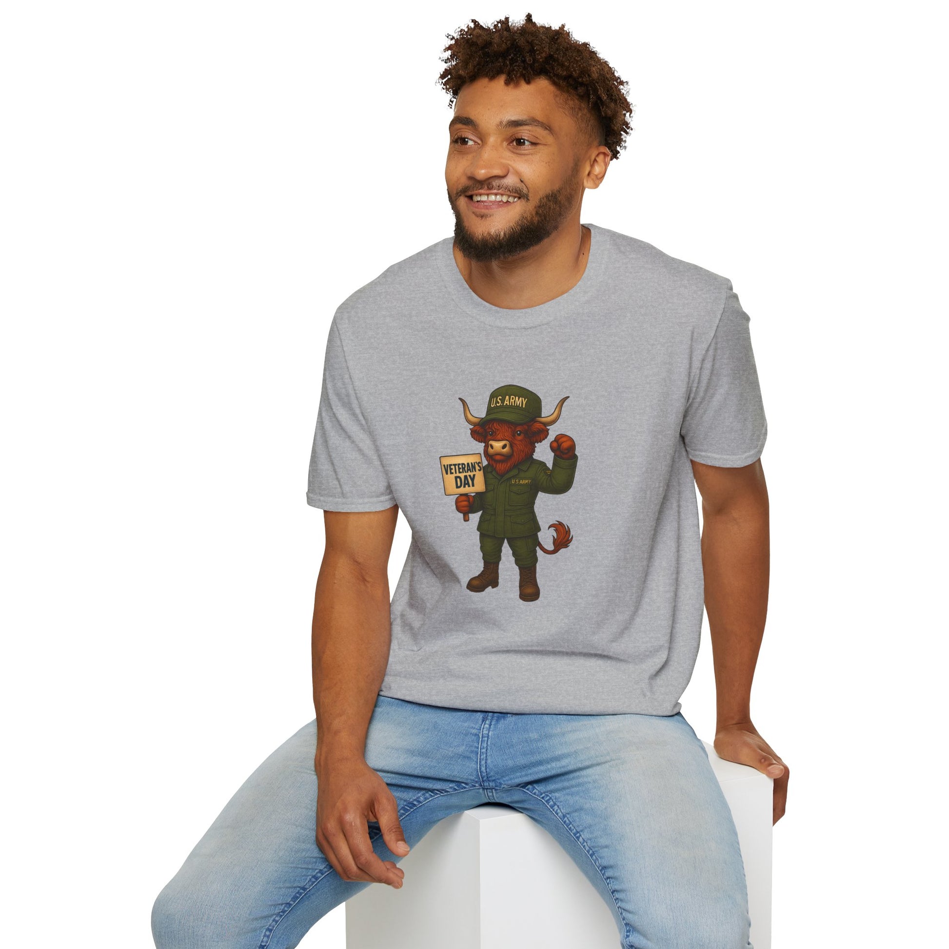 Veteran's Day Army Highland Cow T-Shirt